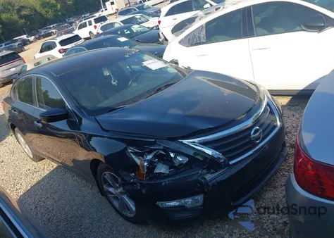 2013 Nissan Altima 2.5 Sv z USA, uszkodzony, nr VIN 1N4AL3AP1DN456077